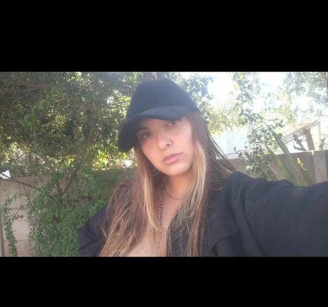 Agustina Doffo bonita estrella porno imagen