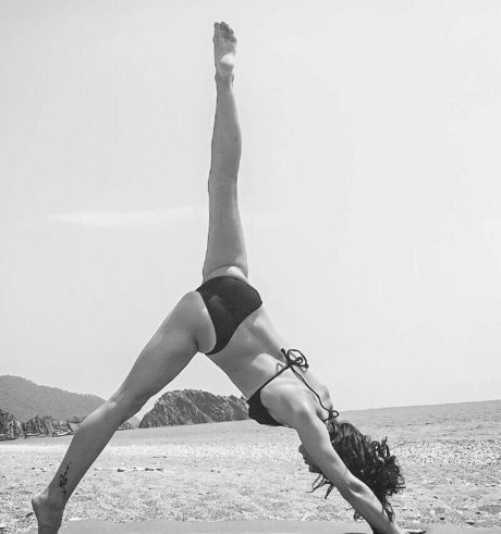 Asra Tin actrice chaude img