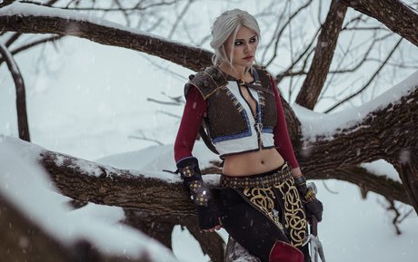 Miroslava Ladovir star du porno en haute qualité image