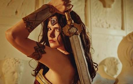 Miroslava Ladovir modèle pornographique photo