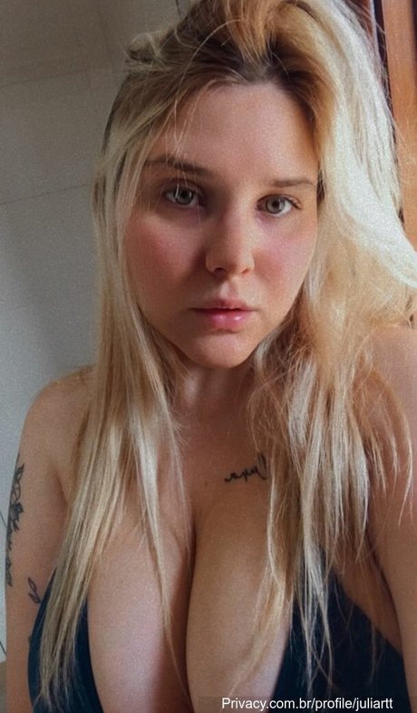 Juliartt xxx model archive