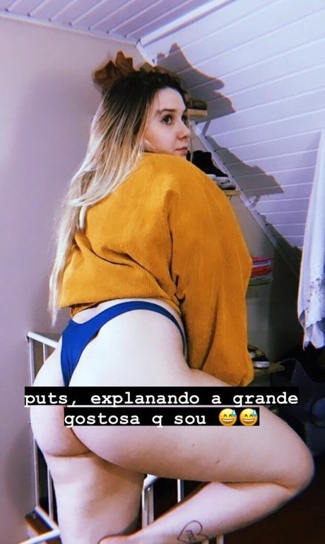Juliartt pornstar nude image