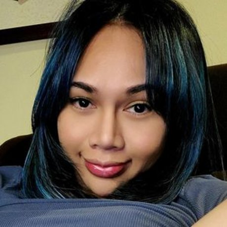 Jasmine Longmint model picture
