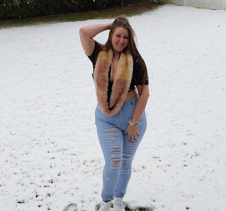 Caityy Cakesss modèle images