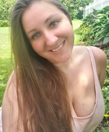 Caityy Cakesss jolie star du porno img