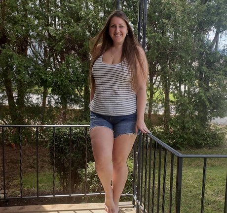 Caityy Cakesss étoile chaude images