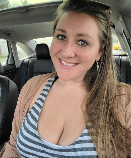 Caityy Cakesss high quality pornstar pictures