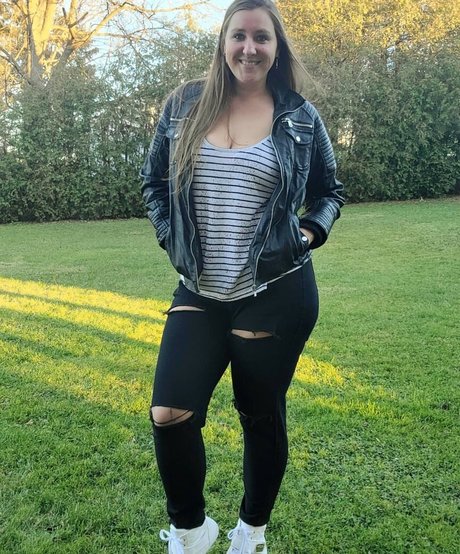 Caityy Cakesss modèle xxx galerie