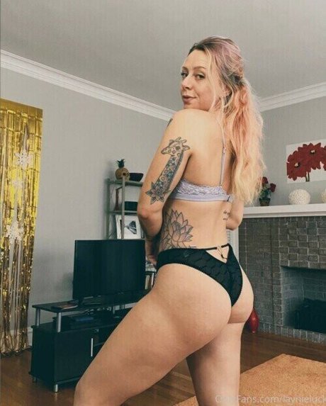 AEW Laynie Luck pornographic star pic