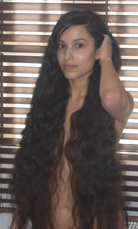 Mirabella Estella star du porno gratuit archive