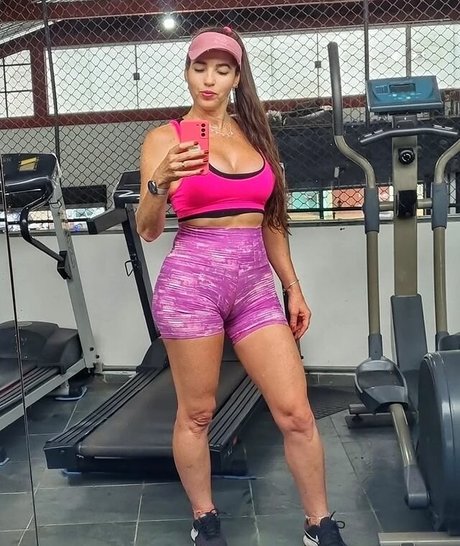 Pytykely estrella porno sexy galerías