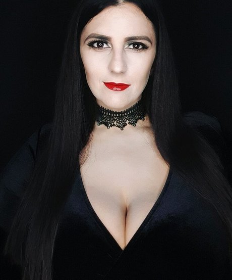 Blaga Sabeva actriz caliente imagen