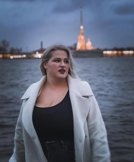 Julia Chegodar star pornographique collection