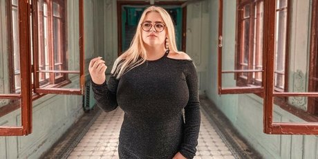 Julia Chegodar actrice nue photos