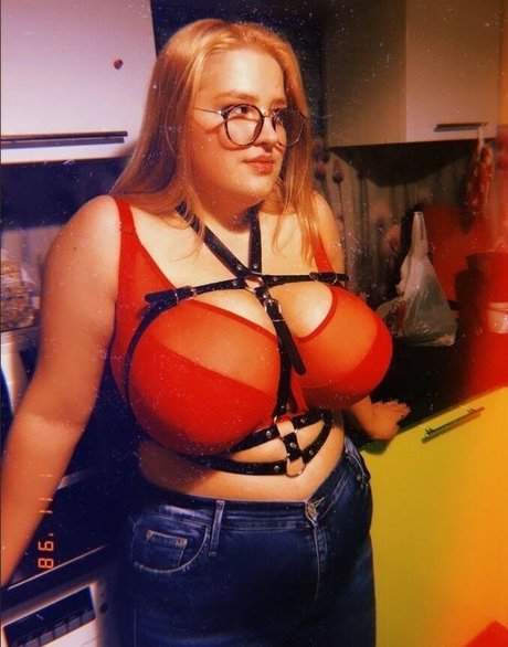 Julia Chegodar estrella perfecta imagen