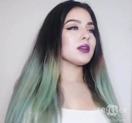 Esmeralda Quintero sexe de star du porno des photos