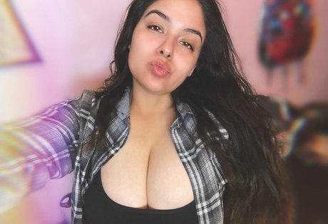 Esmeralda Quintero pornstar pretty pictures
