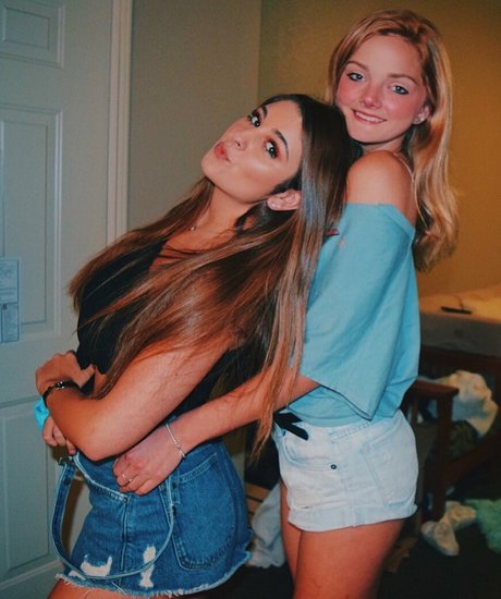 Corrina M actriz atractiva galería