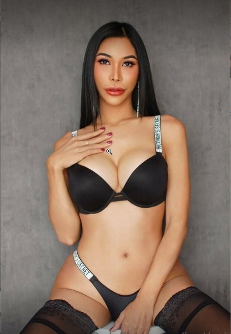 Ivy Thai estrella imagen