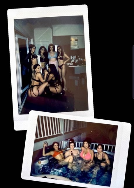 Sml Prsn star nude galleries