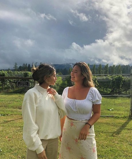 Kattjia haut modèle archive