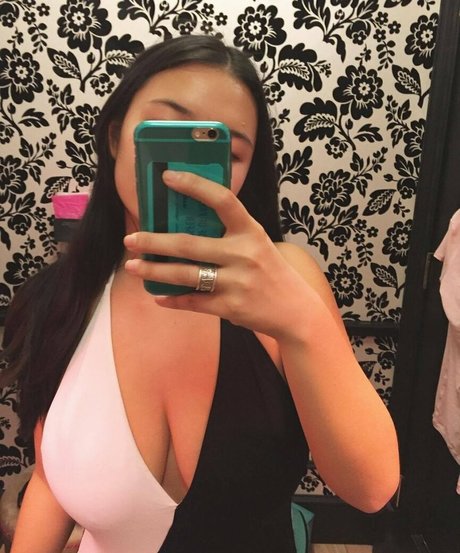 Kattjia modèle artistique images