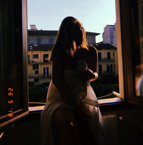 Kattjia actrice libre des photos