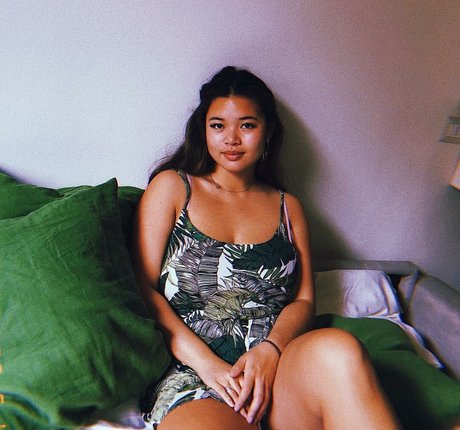 Kattjia bonita estrella fotos