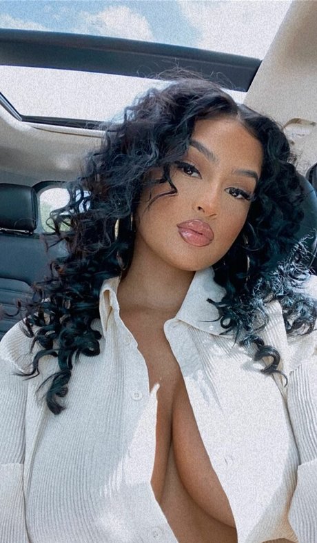 Lucero Crystal modèle magnifique archive