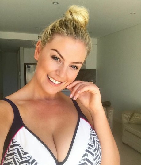 Annaliese Gann belle étoile photos