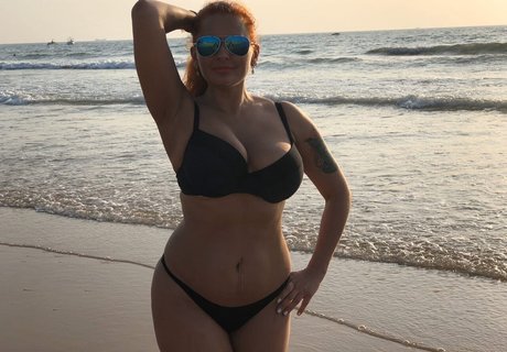 Lilia Malanchukova estrella porno hermosa foto