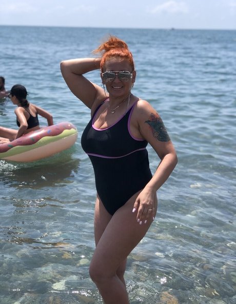 Lilia Malanchukova estrella porno erótica galería