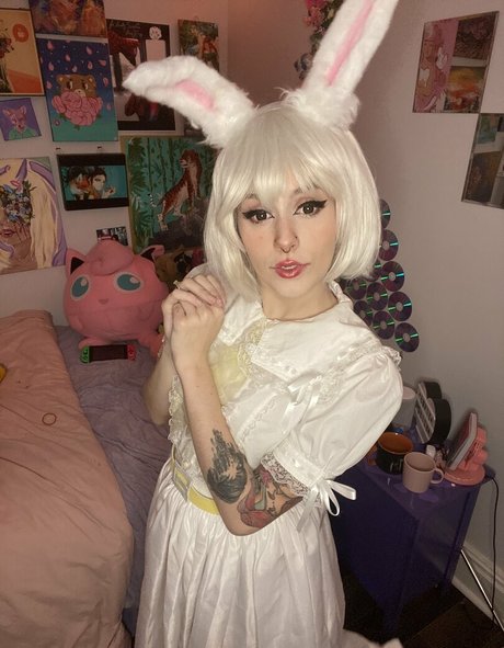 emptydeity nudes actress pics