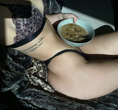 Tahnee Monique modelo hermosa imagen