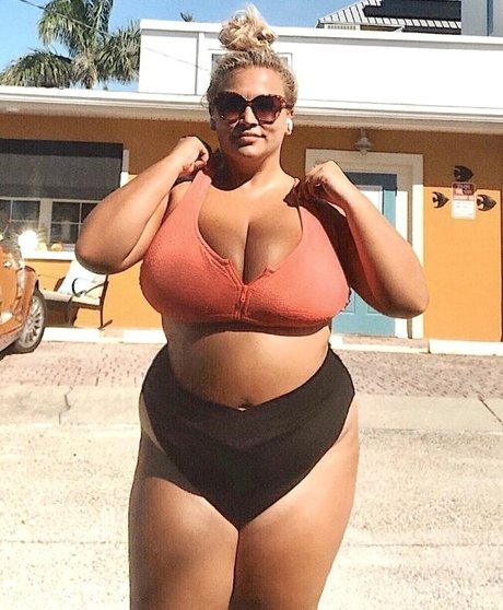 Hayden Buchko estrella bonita galerías