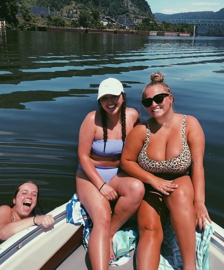 Hayden Buchko estrella de alta calidad fotos