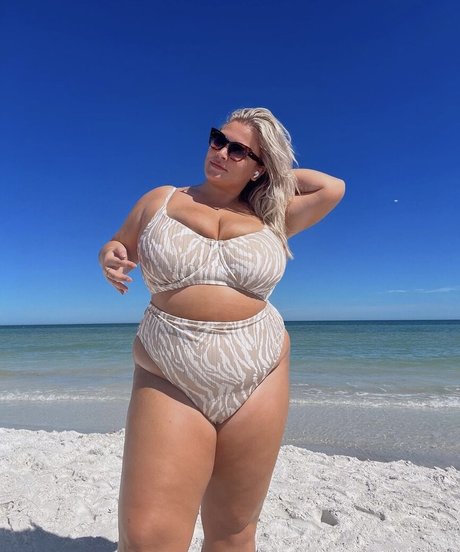 Hayden Buchko star érotique galerie