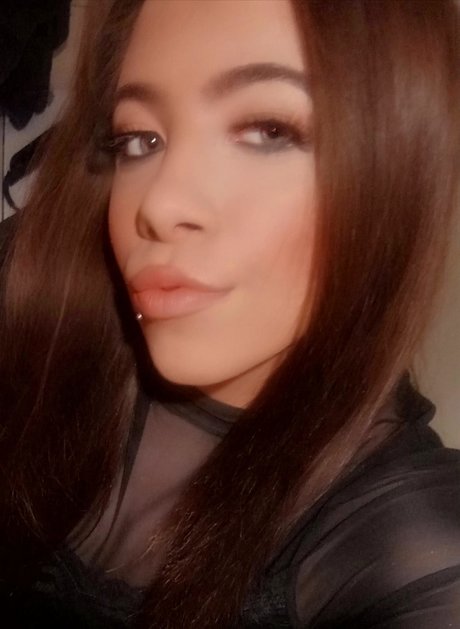 vivi2416 estrella porno desnuda galerías