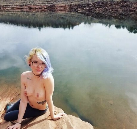 sweetfaebelle actriz de arte archivo