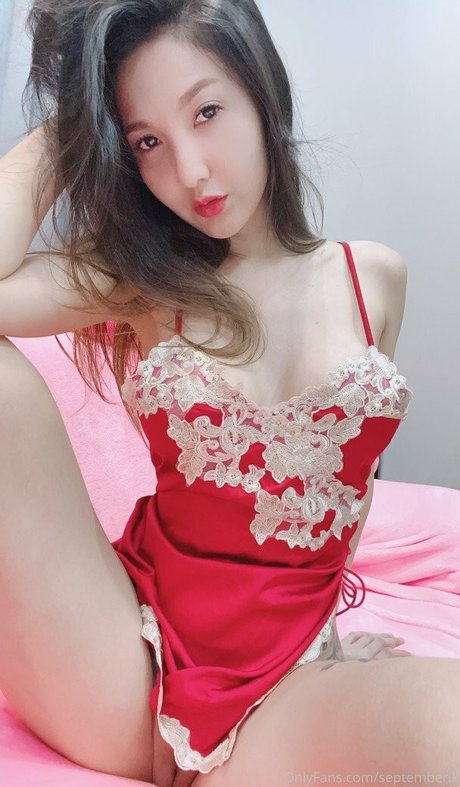 September K actrice sexy images