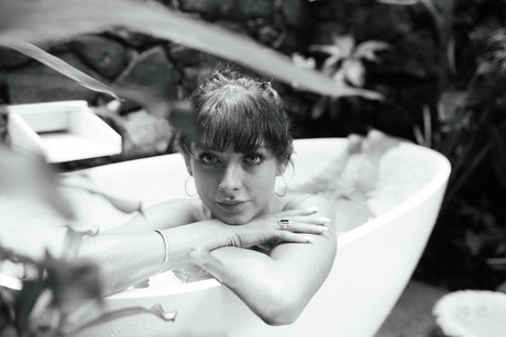 chicas famosas onlyfans gratis recopilación