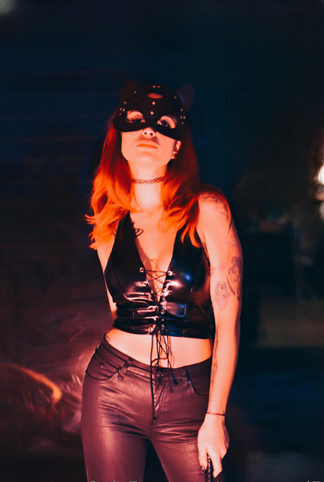 Queen Red sexo estrella porno imágenes