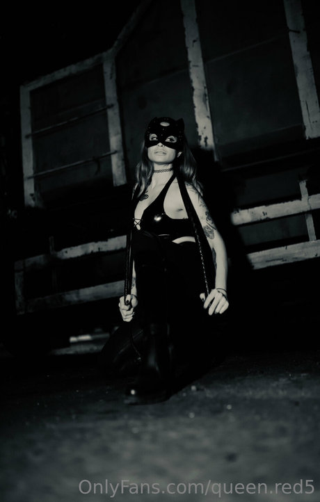 Queen Red modèle collection