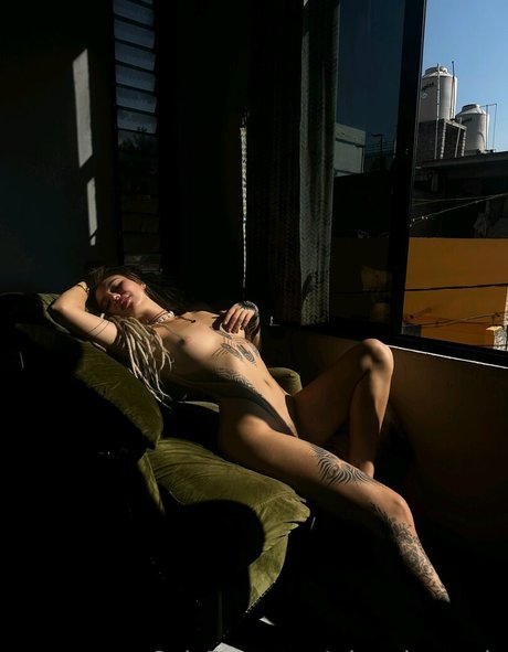 Poppie nudes star images