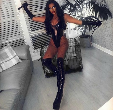ChloeLorraineHorton model adult archive