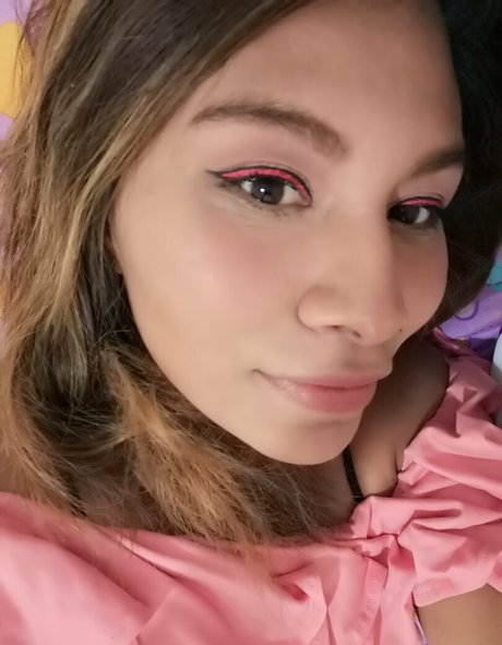 Lizbeth Martinez star pornographique img