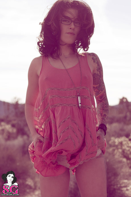 Olivia Black actriz atractiva imágenes