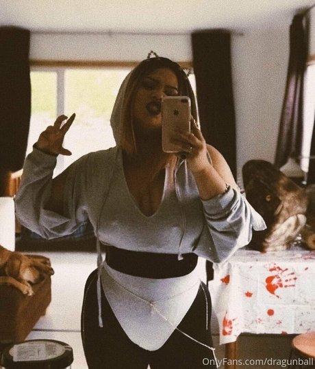 Dragunball star du porno chaud images