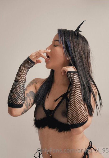 Adriana Hernandez sexo modelo galería