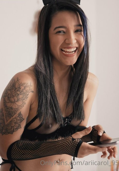 Adriana Hernandez modèle érotique image